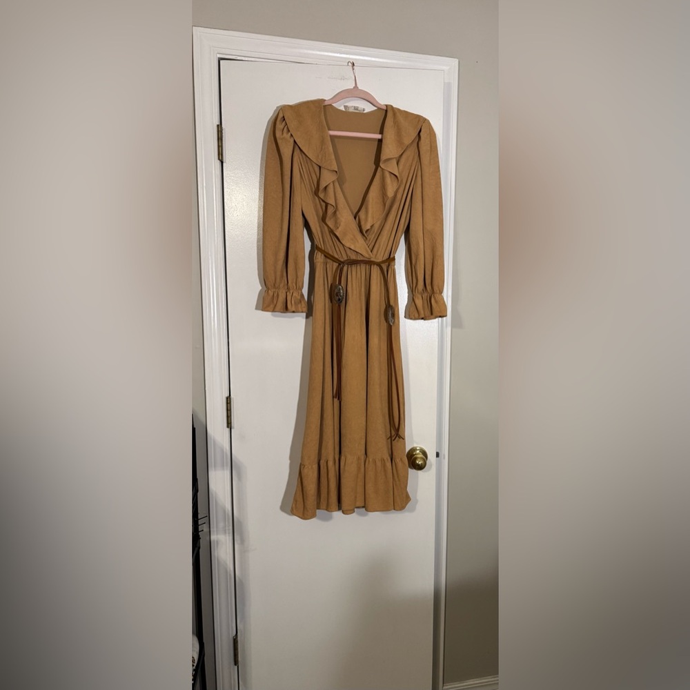 Vintage 70s Jackie O Ruffle faux wrap Midi dress Coastal Cowgirl leather Conch